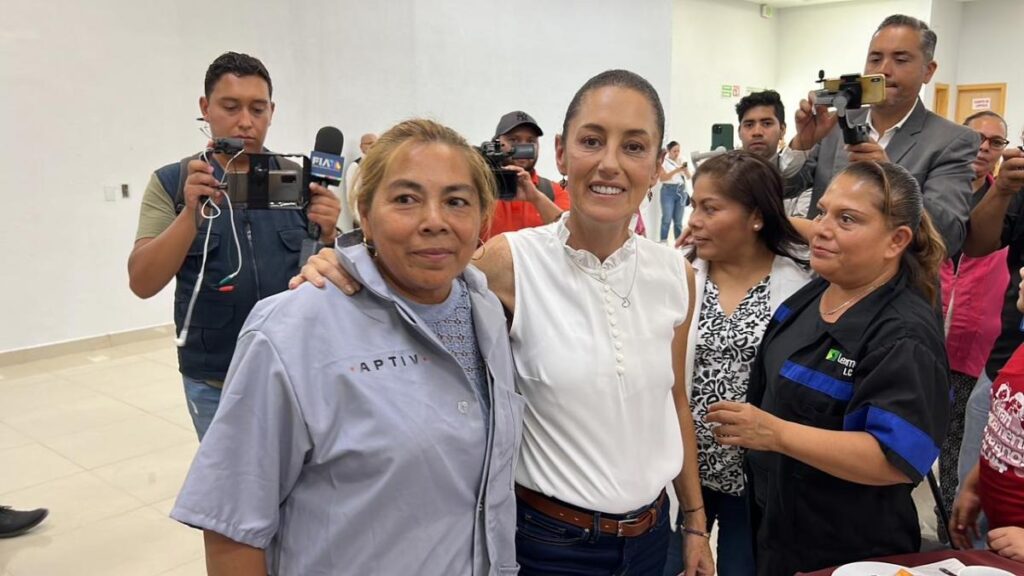 Sheinbaum baila al ritmo de Juan Gabriel en Ciudad Juárez