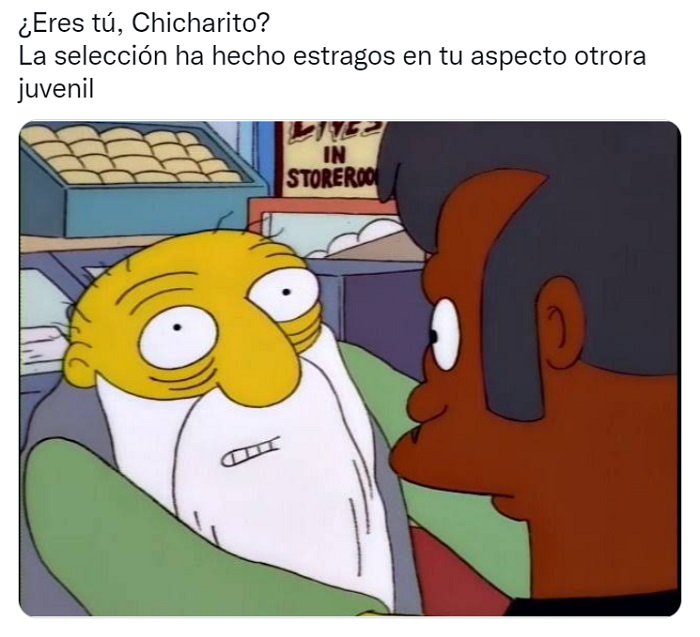 Memes de Chicharito tras críticas por su edad