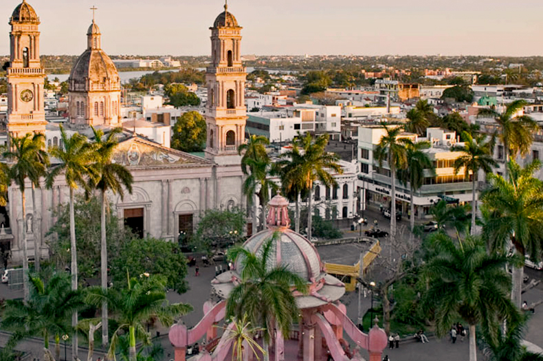 Catedral de Tampico. ¿Por qué está llena de símbolos nazis? 