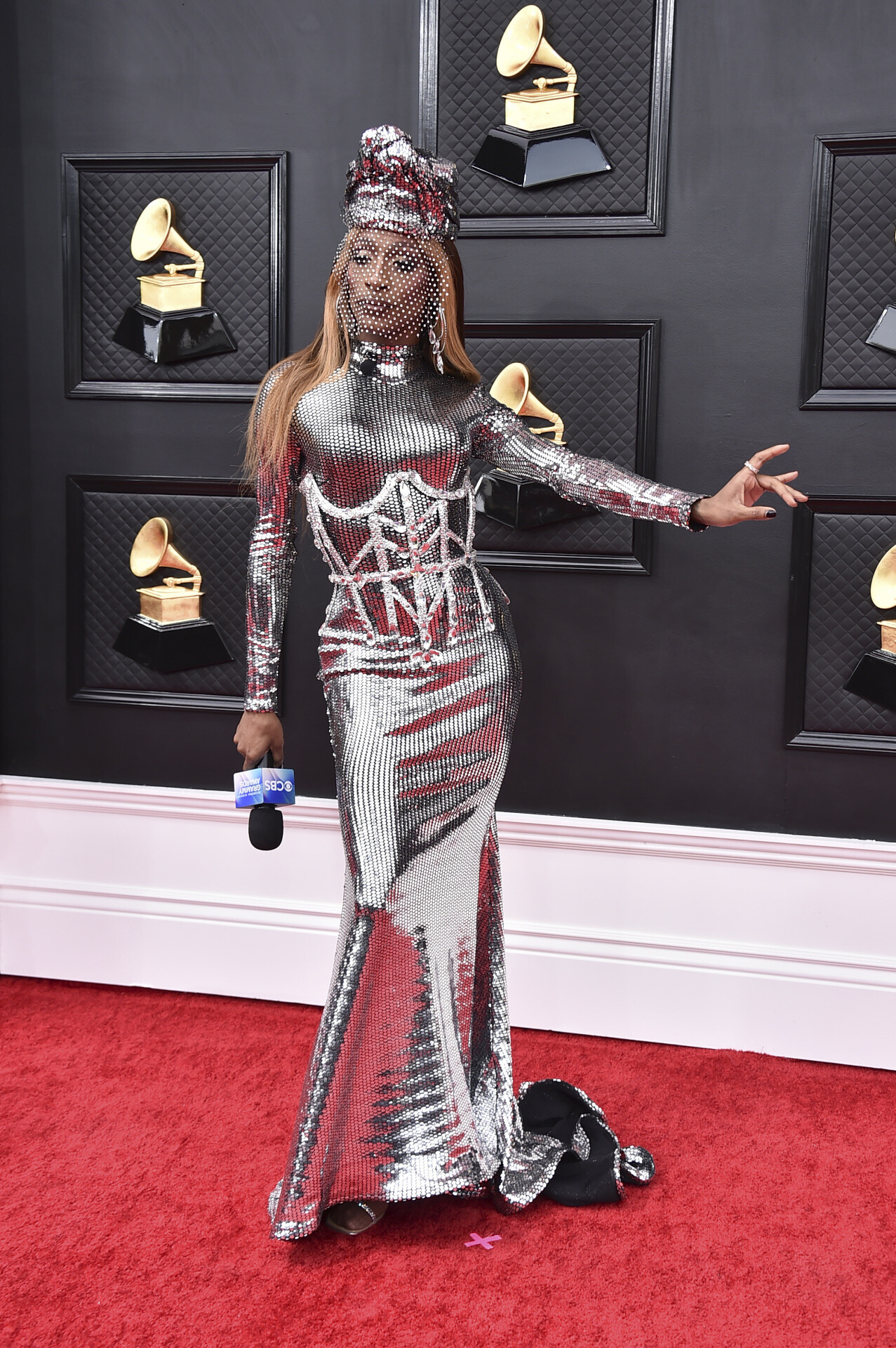 Los peor vestidos en los Grammy 2022