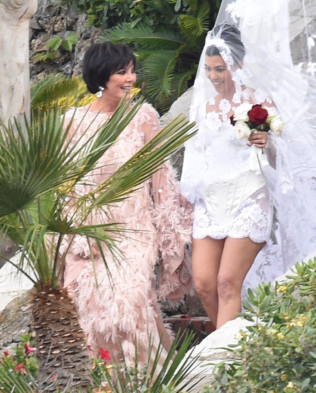 La lujosa boda de Kourtney Kardashian y Travis Barker