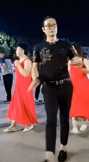 ¿Quién es el 'chino que baila' en TikTok?