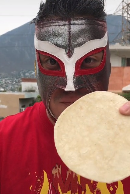 Milanilla. ¿Una tortilla empanizada sabe a milanesa? |VIDEO