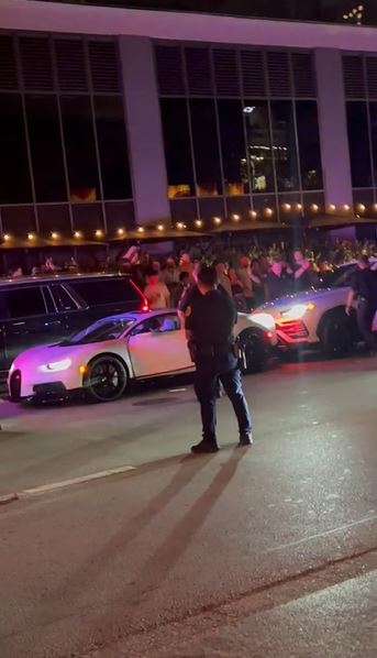 Chocan Bugatti de Bad Bunny; video se hace viral