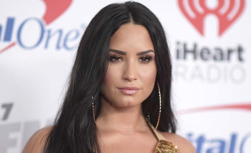 ¿Por qué Demi Lovato vuelve a identificarse como 'ella'?