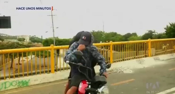 Reportera Sufre Intento De Asalto En Transmisión En Vivo