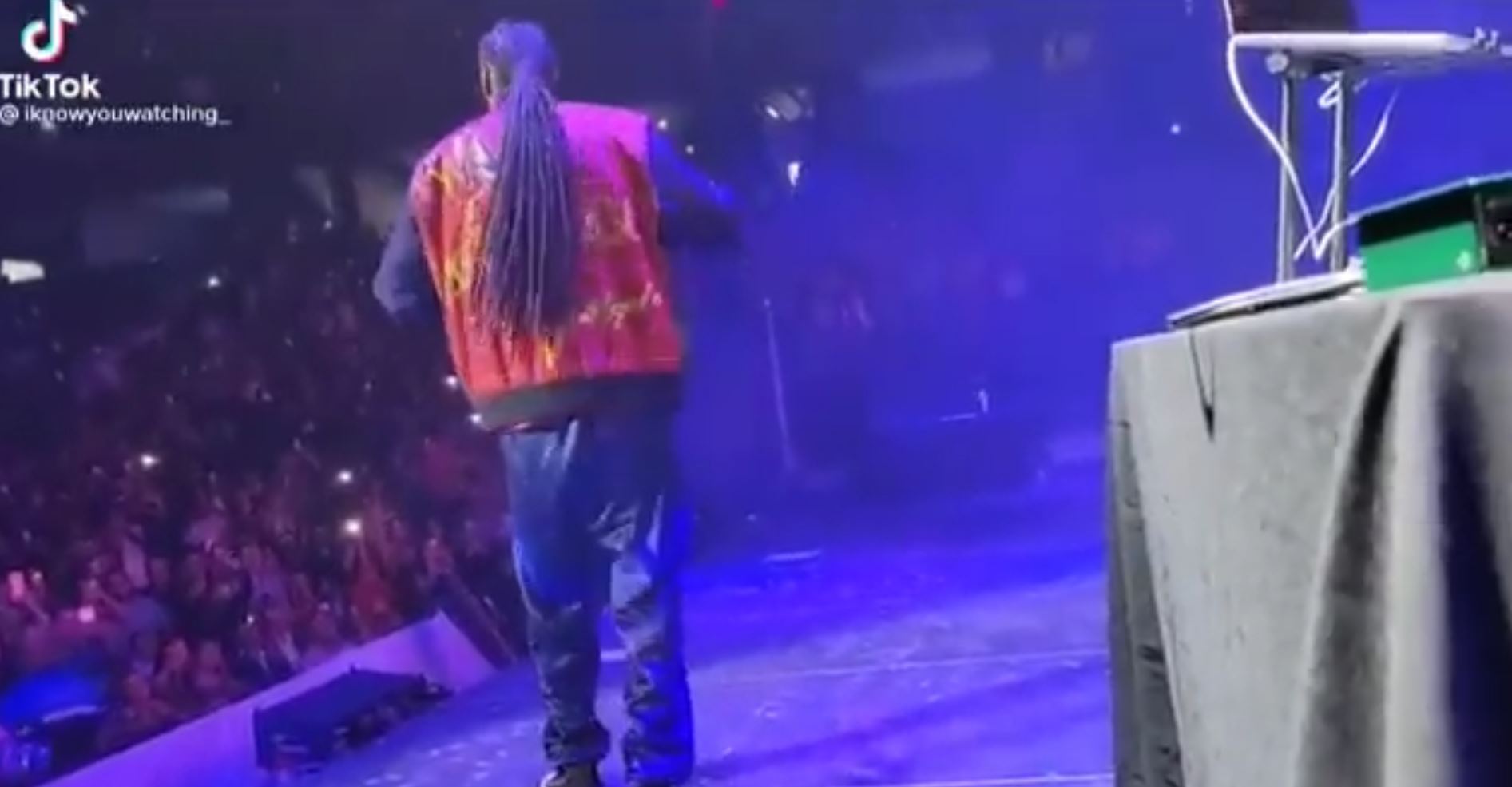 Snoop Dogg bailando