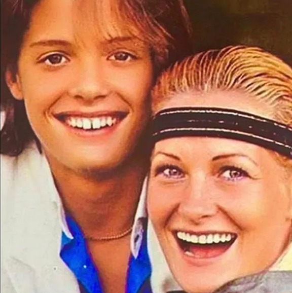  Luis Miguel y su madre