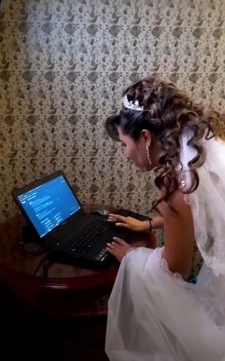 Novia hace examen antes de su boda