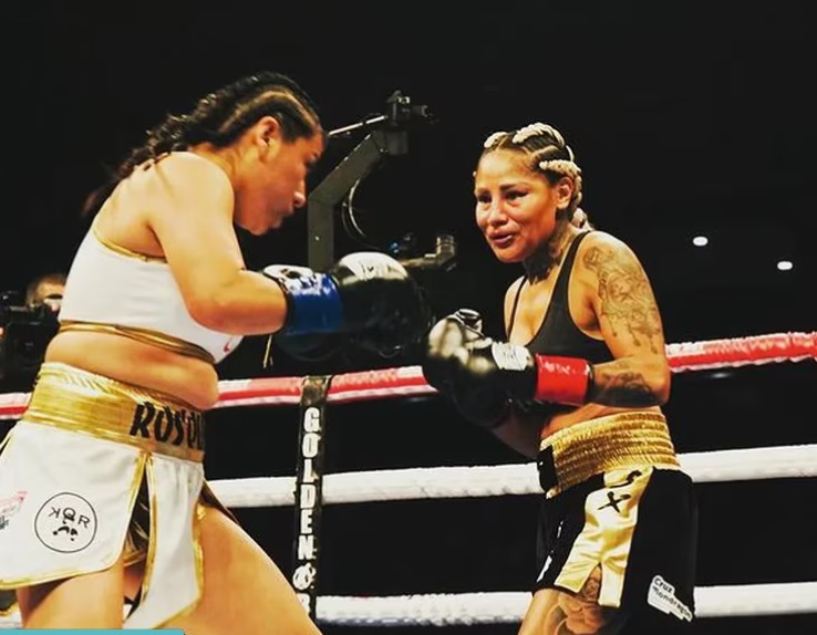La Barby Juárez boxeadora profesional