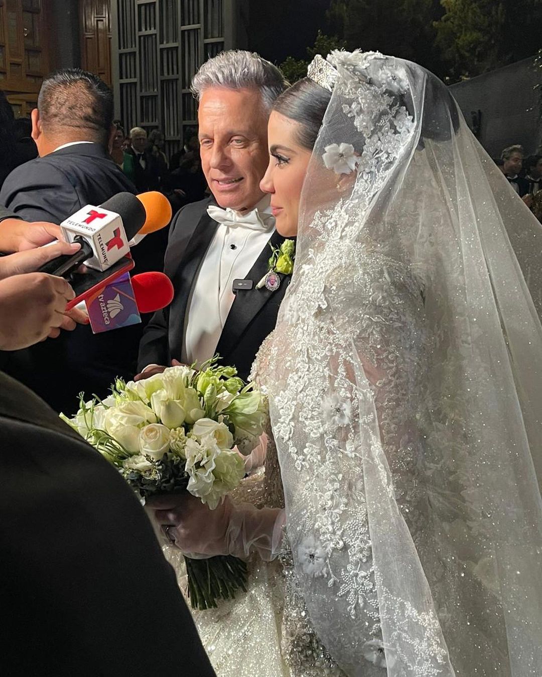 Declaraciones de Alexis Ayala y Cinthia Aparicio después de su boda