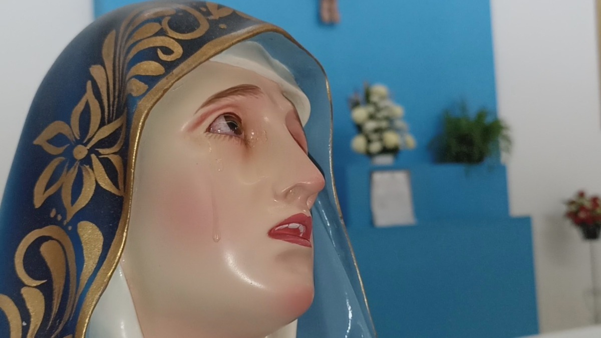 Virgen de los Dolores en Colima llora