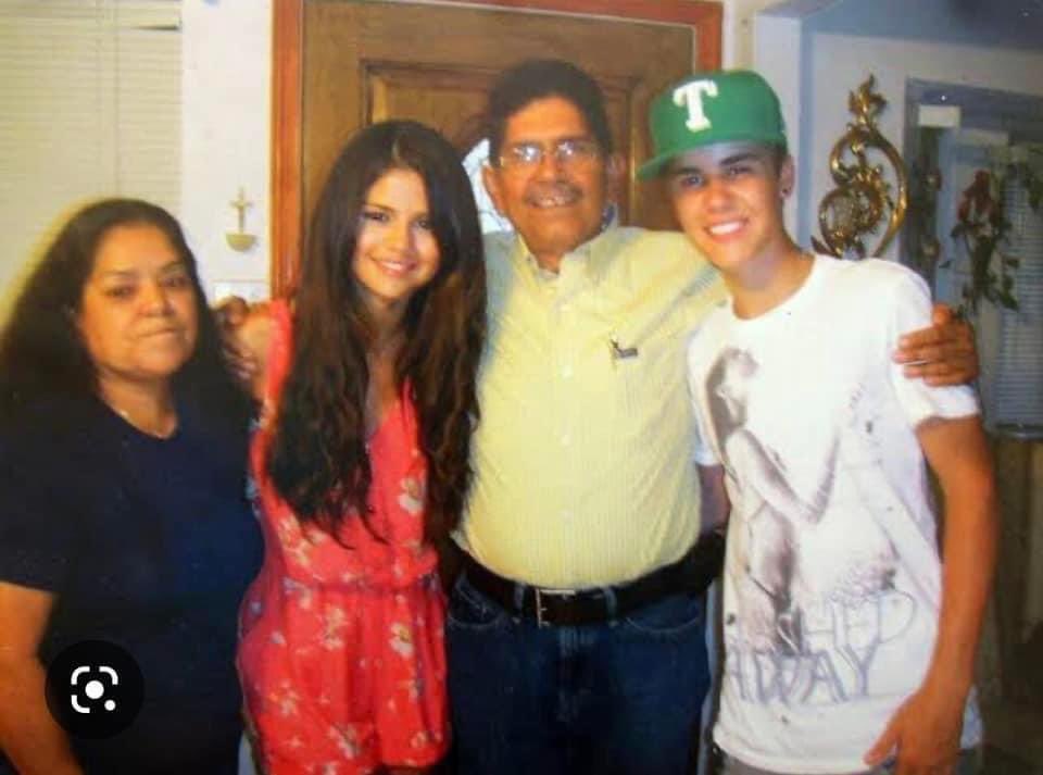 Usuarios recuerdan relación de Selena Gomez con Justin Bieber 