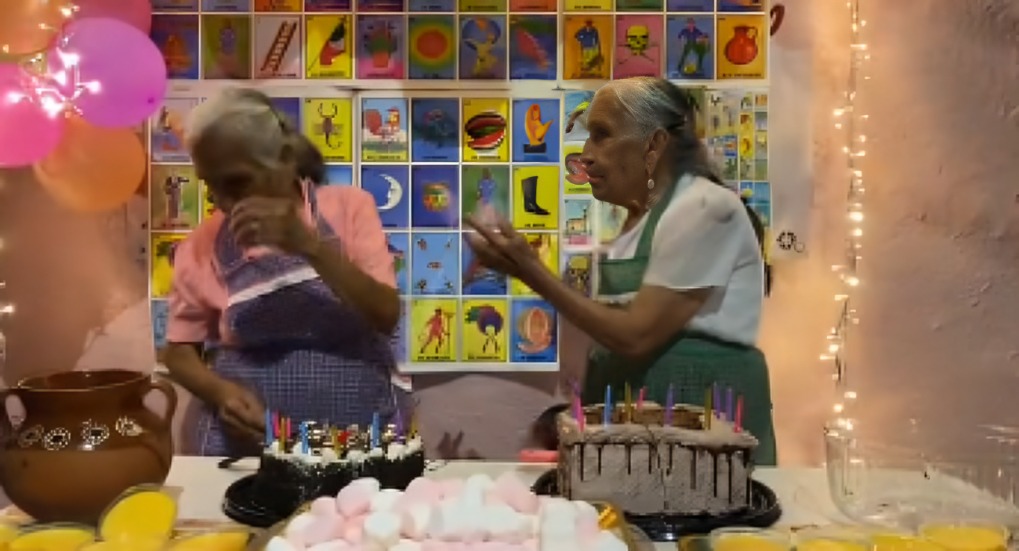 abuelitas festejan su cumpleaños