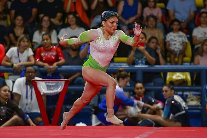 Alexa Moreno triunfa con su medalla de oro