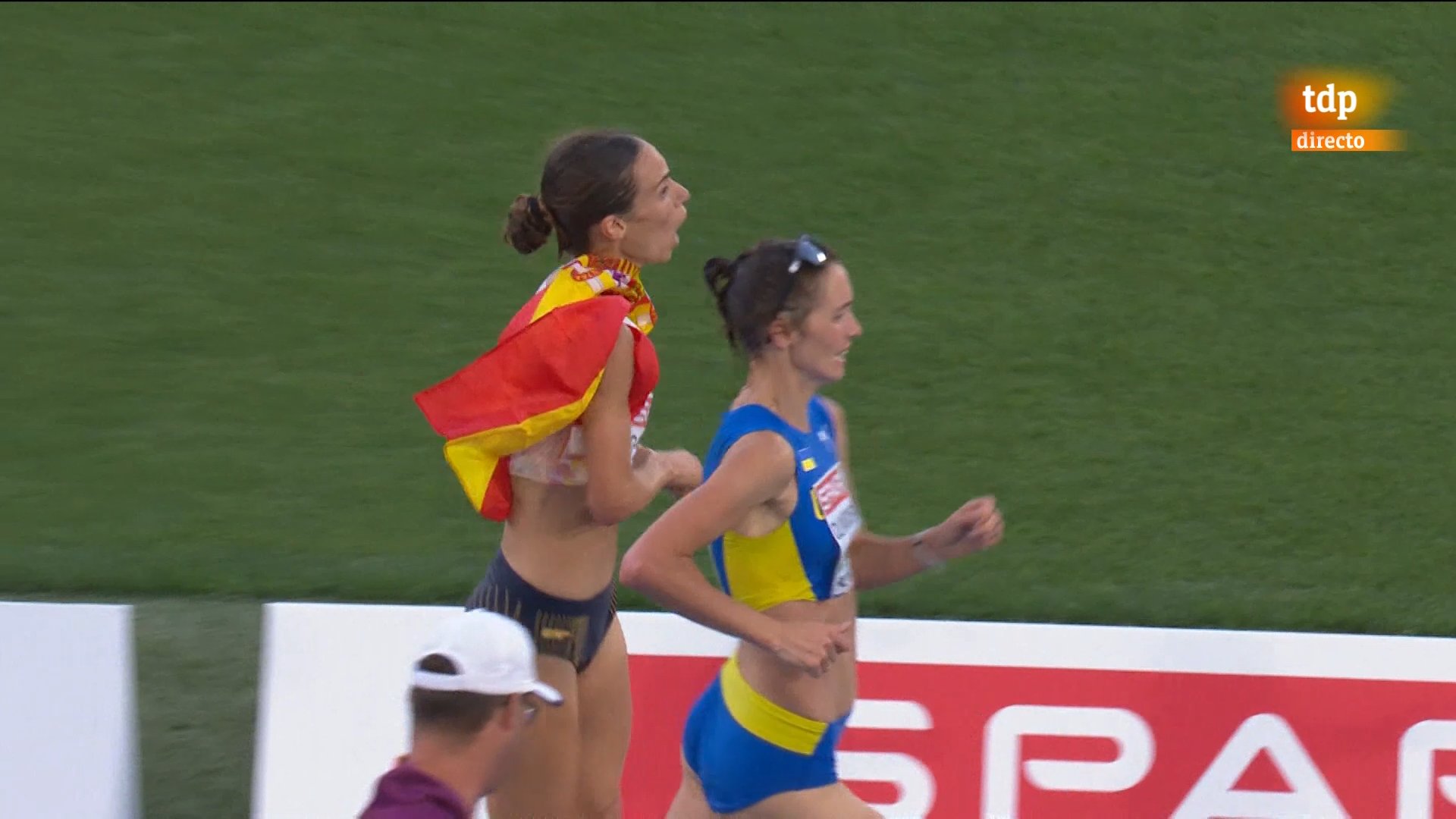 Atleta española pierde el bronce por celebración anticipada