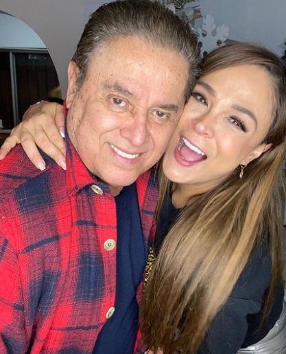 Mario Bezares se reúne con Paola Durante