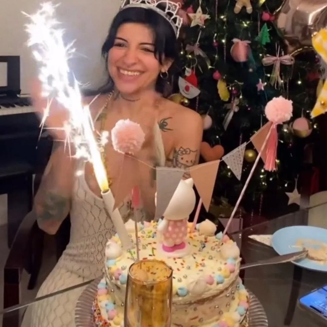 Así fue la fiesta de cumpleaños de Cazzu con Inti