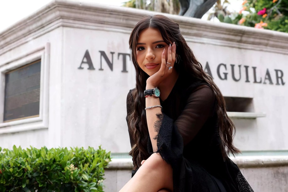 Ángela Aguilar