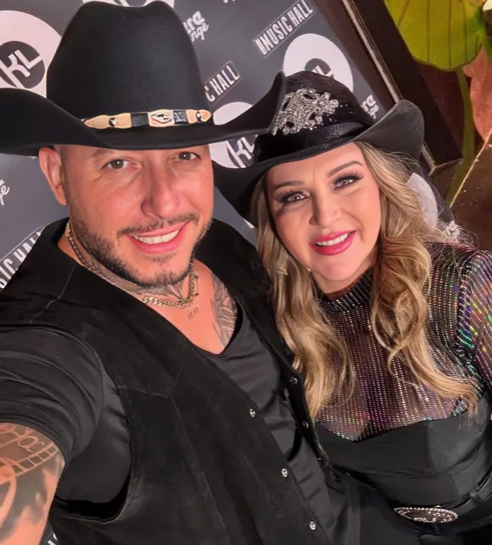 Alicia Villarreal revela relación con Cibad Hernández