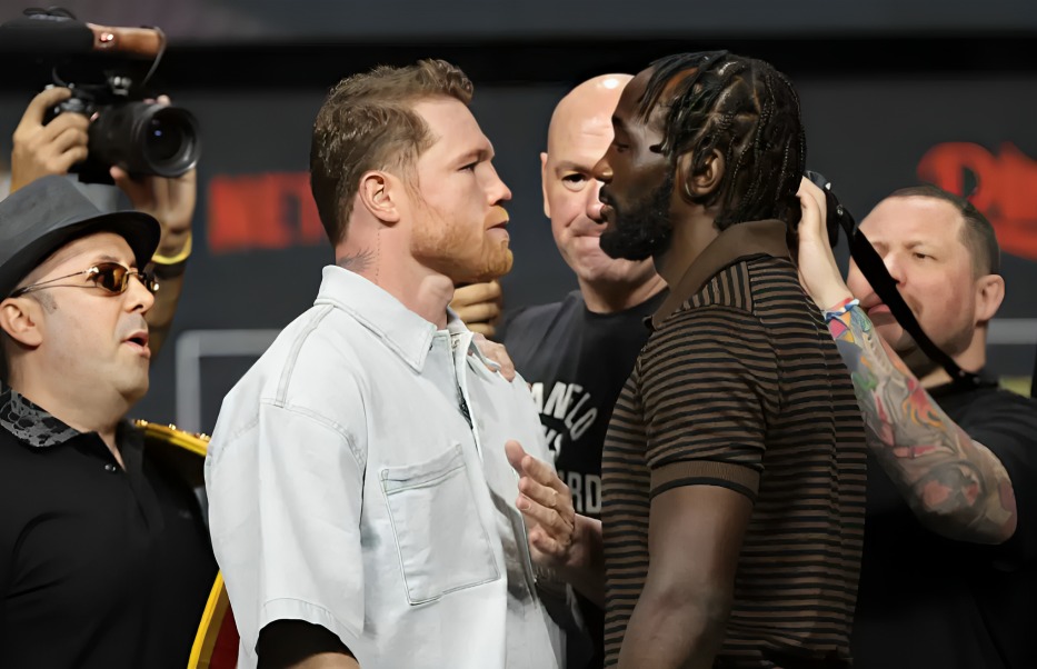 ¿Cuándo y dónde será pelea de Canelo Álvarez vs Crawford?