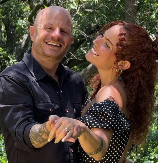 Facundo se reúne con su novia