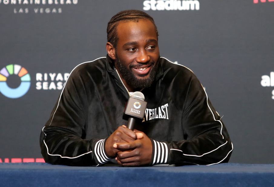 ¿Por qué Crawford le devolvió sus cinturones a Canelo?