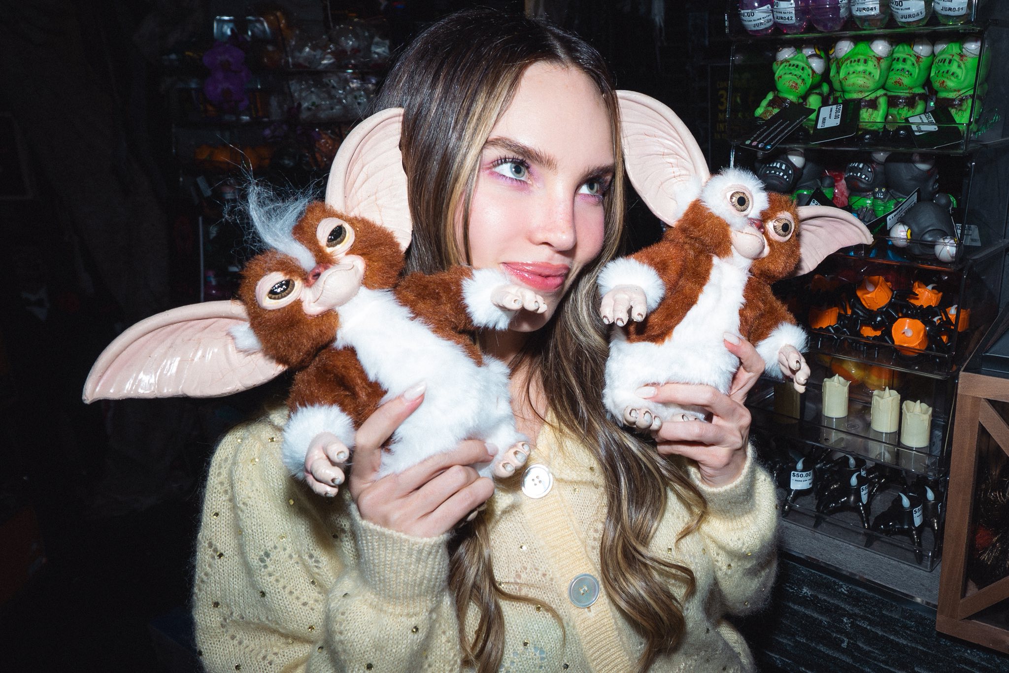 Belinda con sus gremlins