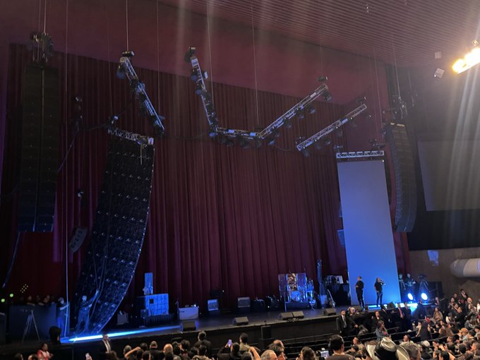 ¿Hubo heridos tras la caída de la pantalla en el concierto de El Tri?