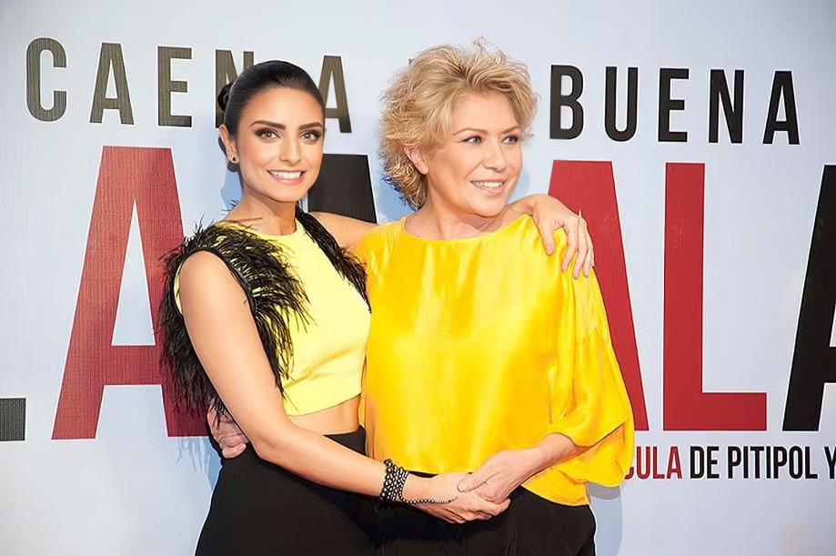 Aislinn Derbez habla de la muerte de su mamá