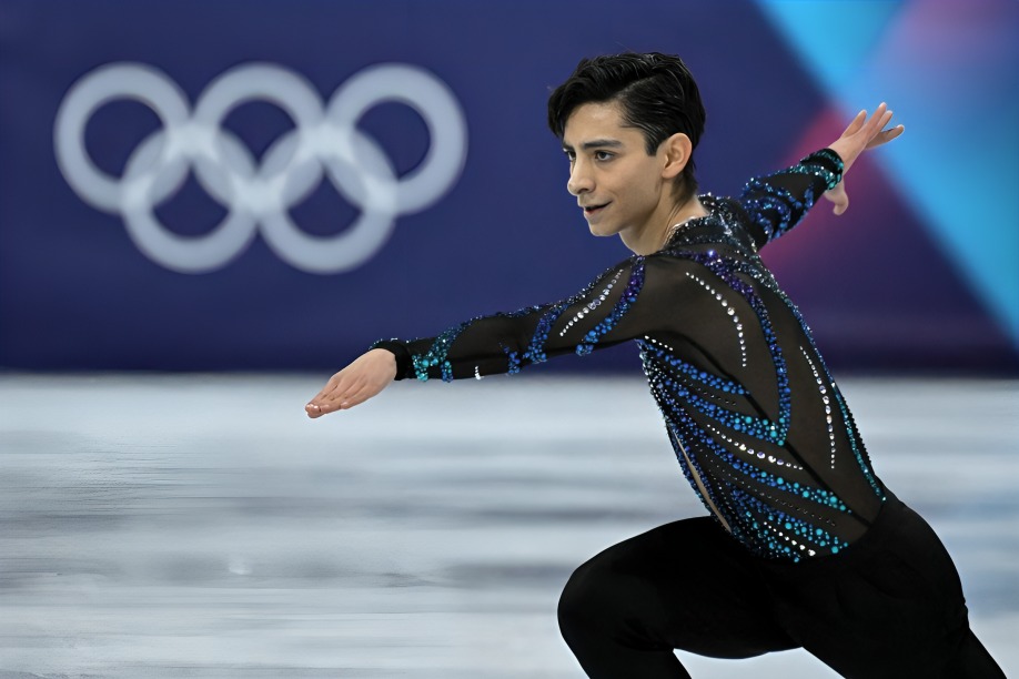 Donovan Carrillo brilla en su debut en Milano-Cortina 2026
