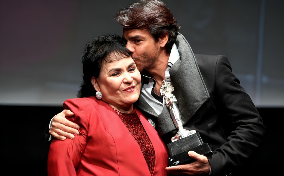 Derbez y Carmen Salinas