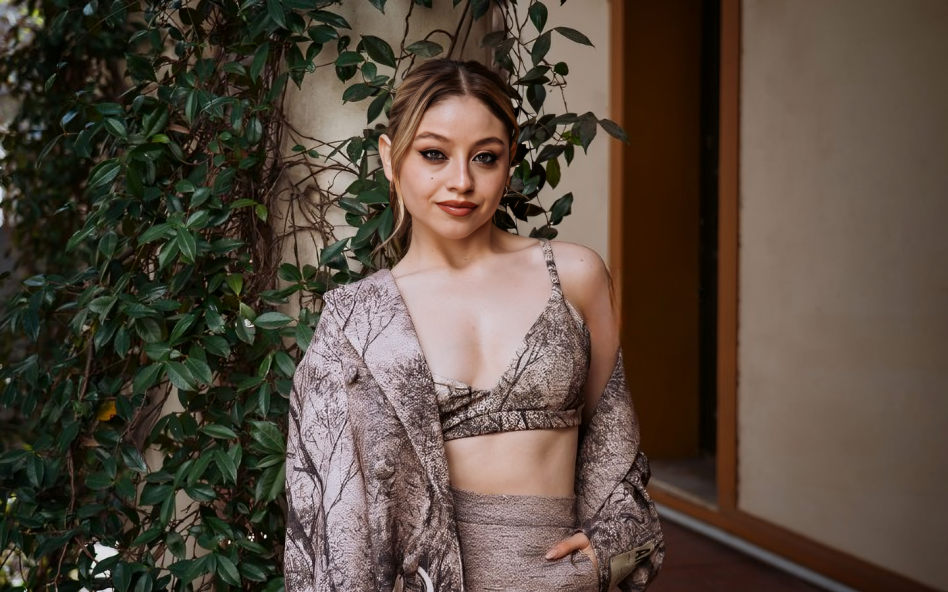 Ángela Aguilar responde a videoclip con burlas de Karol Sevilla: "que Dios la bendiga"
