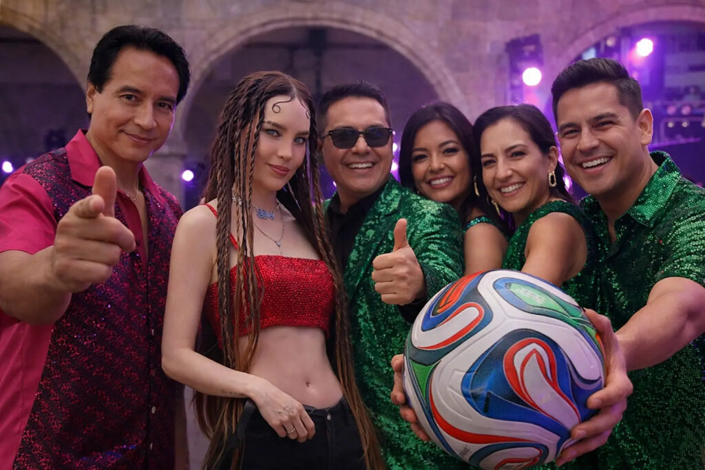 Los Ángeles Azules y Belinda lanzan Por ella