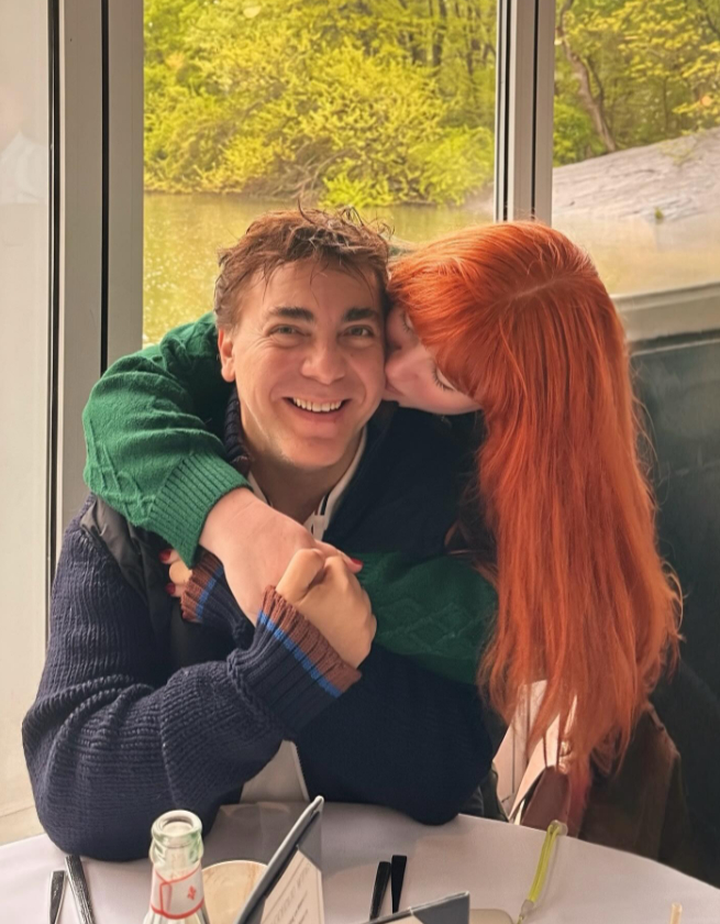 ¿Quién es Victoria Kühne, la novia de Cristian Castro? 