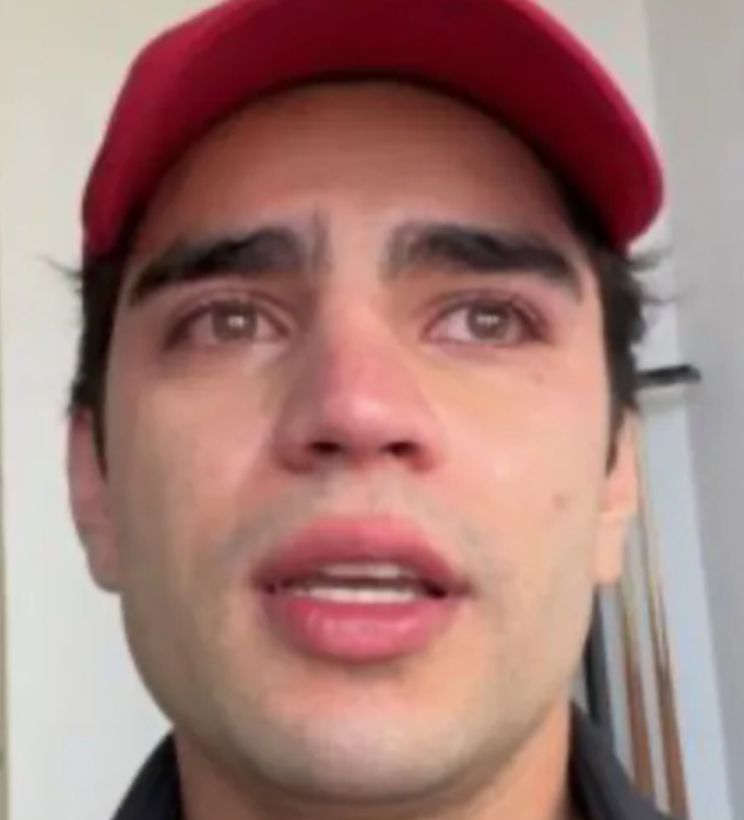 Aaron Mercury llorando por Oliver Tree