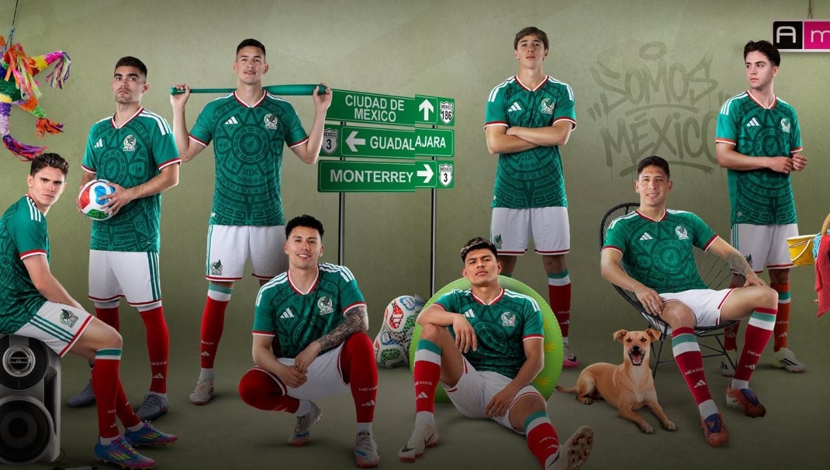 Rinden homenaje a Chespirito en convocatoria de la Selección Mexicana